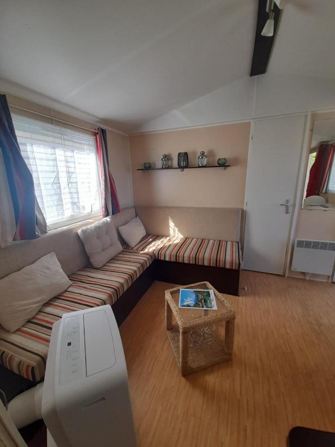 Spacious With Furnished Terrace *