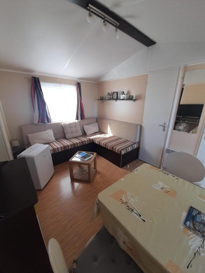 Spacious With Furnished Terrace *